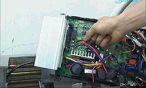 城关美的空调电话是多少